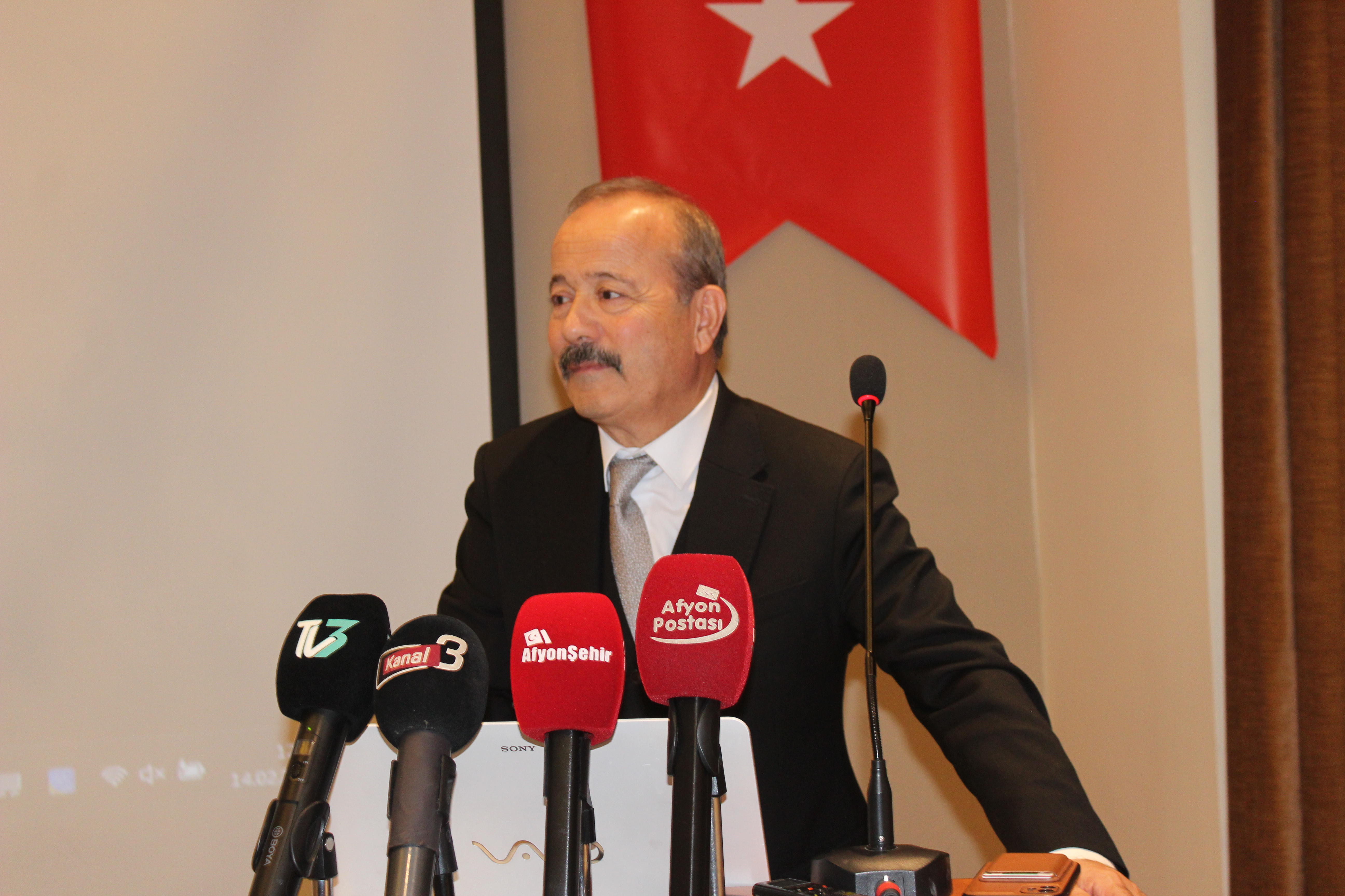 MHP'li Taytak ''Bu Kapı Herkese Açık Olacak''