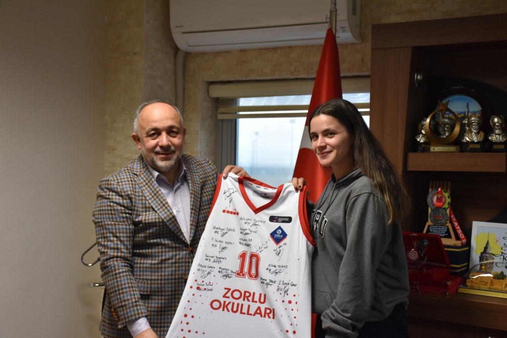ZORLU KOLEJİ KIZ BASKETBOL TAKIMI KASAPOĞLU İLE BULUŞTU