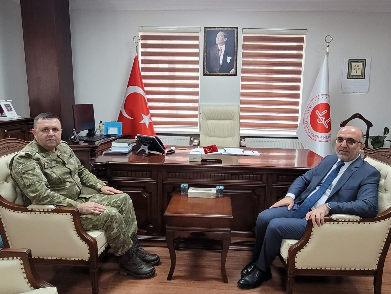 İkmal ve Garnizon Komutanı Tuğgeneral Numan Yöner, İl Müftüsü Lütfü İmamoğlu'nu Ziyaret Etti