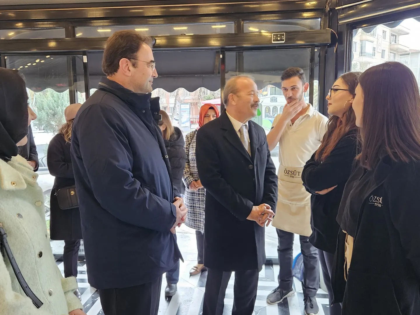 KÜÇÜKKURT, "YEŞİLYOL ESNAFINI GEZDİ"