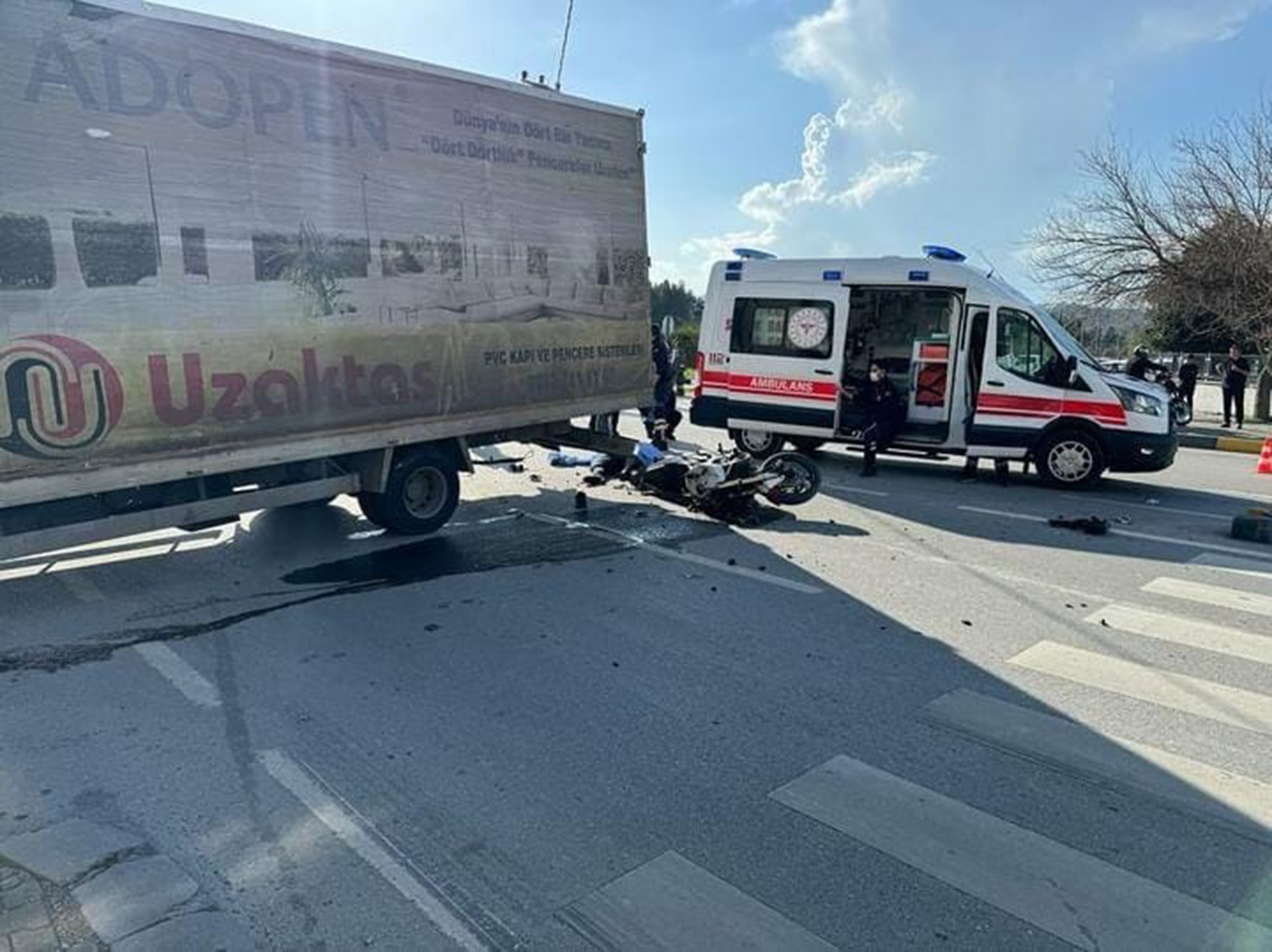 Motosiklet Sürücüsü Feci Şekilde Can Verdi