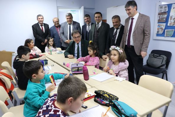 Genel Müdür Otrar Dinar Bilim ve Sanat Merkezini Ziyaret Etti