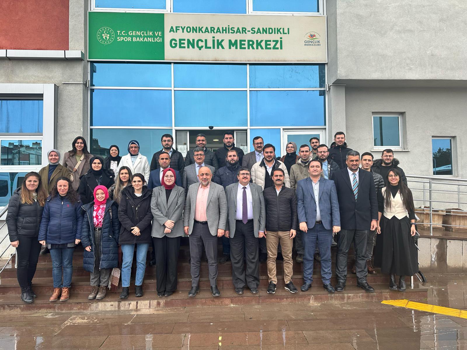 Gençlik Merkezi Toplantısı Gerçekleştirildi