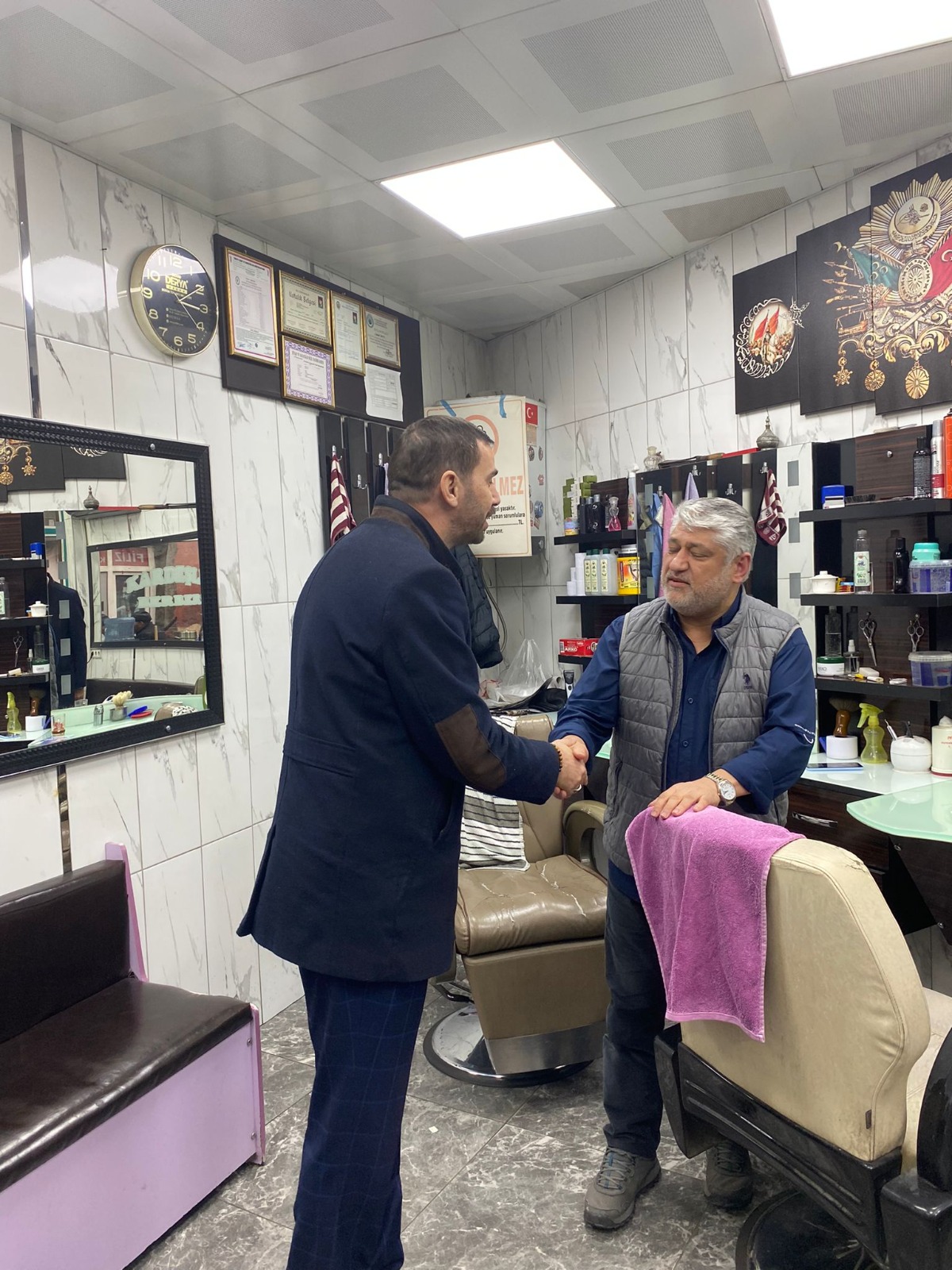 AFYONKARAHİSAR'DA OTOPARK DERDİ SONA ERECEK: ALPER YAĞCI'DAN SÖZ!
