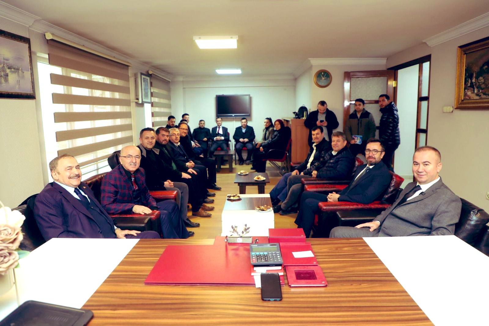 Eski Bakan Eroğlu Başkan Sayar'la Bir Araya Geldi