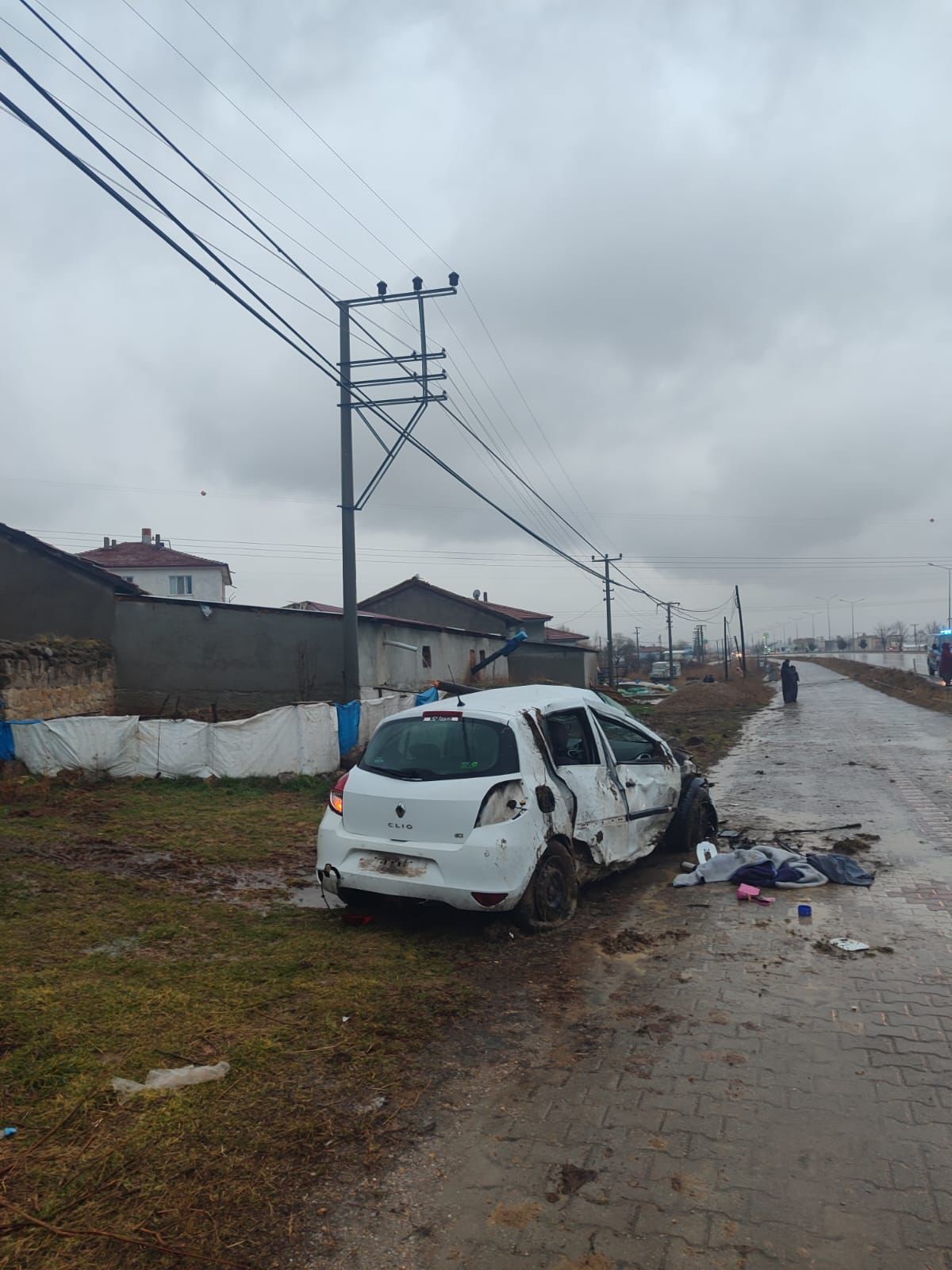 SÜRÜCÜ HAYATINI KAYBETTİ