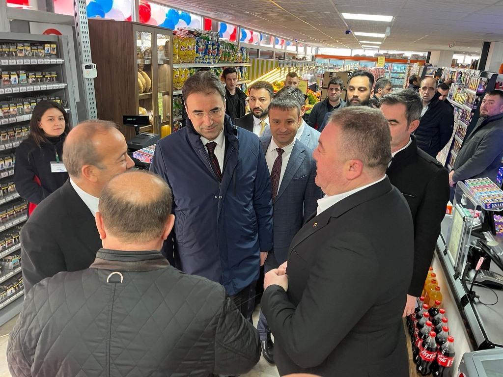 "PROJELERİMİZİ GELİR GİDER DENGESİNİ GÖZETEREK HAYATA GEÇİRECEĞİZ"