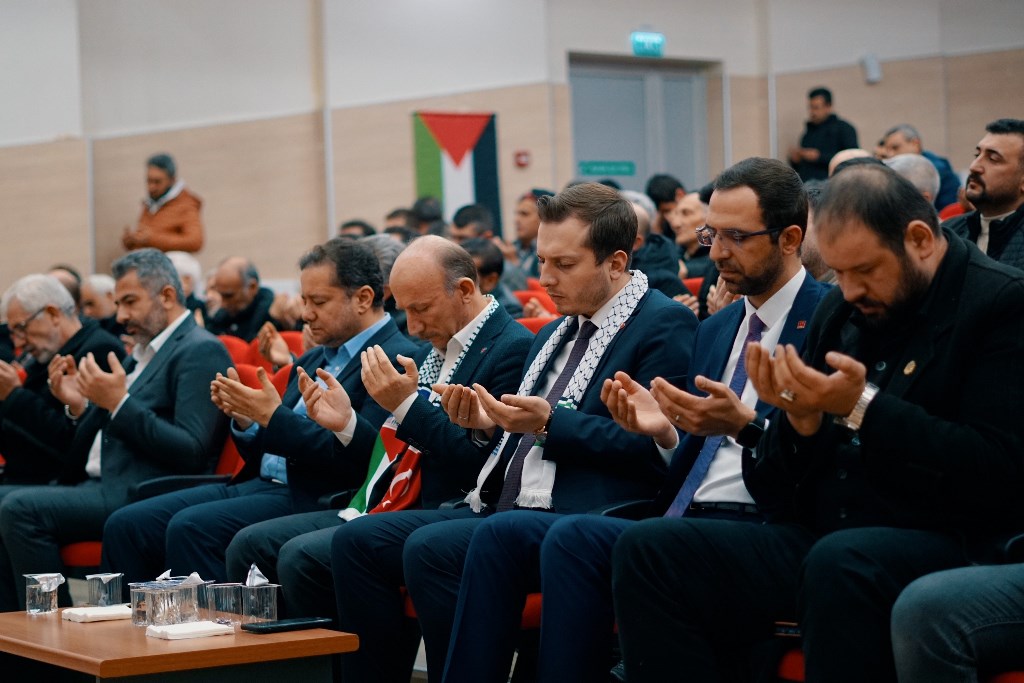"AZİZ MİLLETİMİZ HİÇBİR ZAMAN ESARETİ KABUL ETMEMİŞTİR"