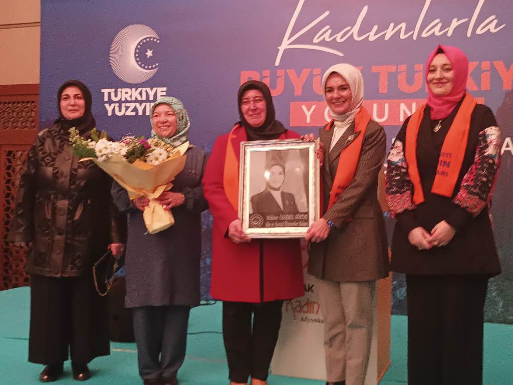 BAKAN GÖKTAŞ'TAN AFYON'A YAŞLI BAKIMEVİ VE HUZUREVİ MÜJDESİ