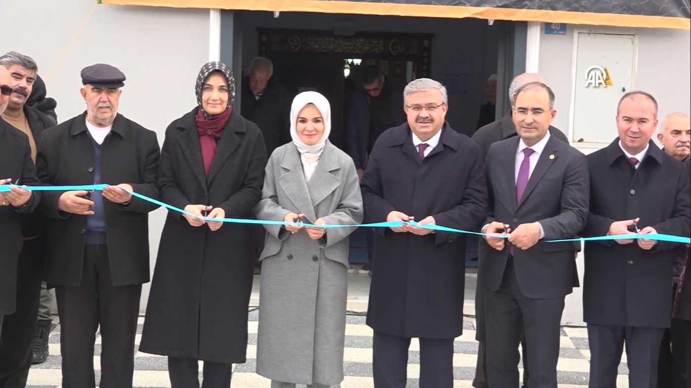 Bakan Göktaş'ın Katılımıyla Aziz Okyay Camii Açıldı