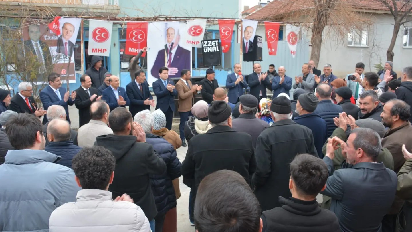 MHP'DE MİTİNG HAVASINDA AÇILIŞLAR