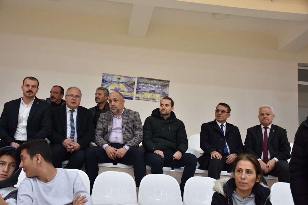 BASKETBOL YILDIZLAR GRUP MÜSABAKALARI TAMAMLANDI