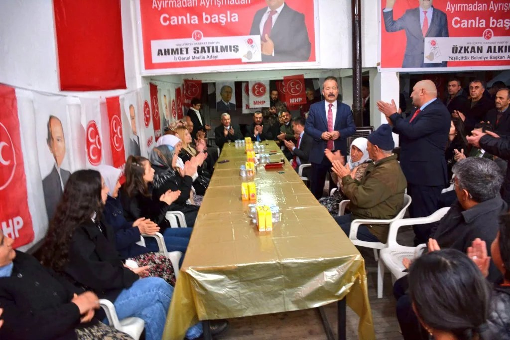 MHP'li Taytak'ı Yeşilçiftlikte Coşkuyla Karşıladılar