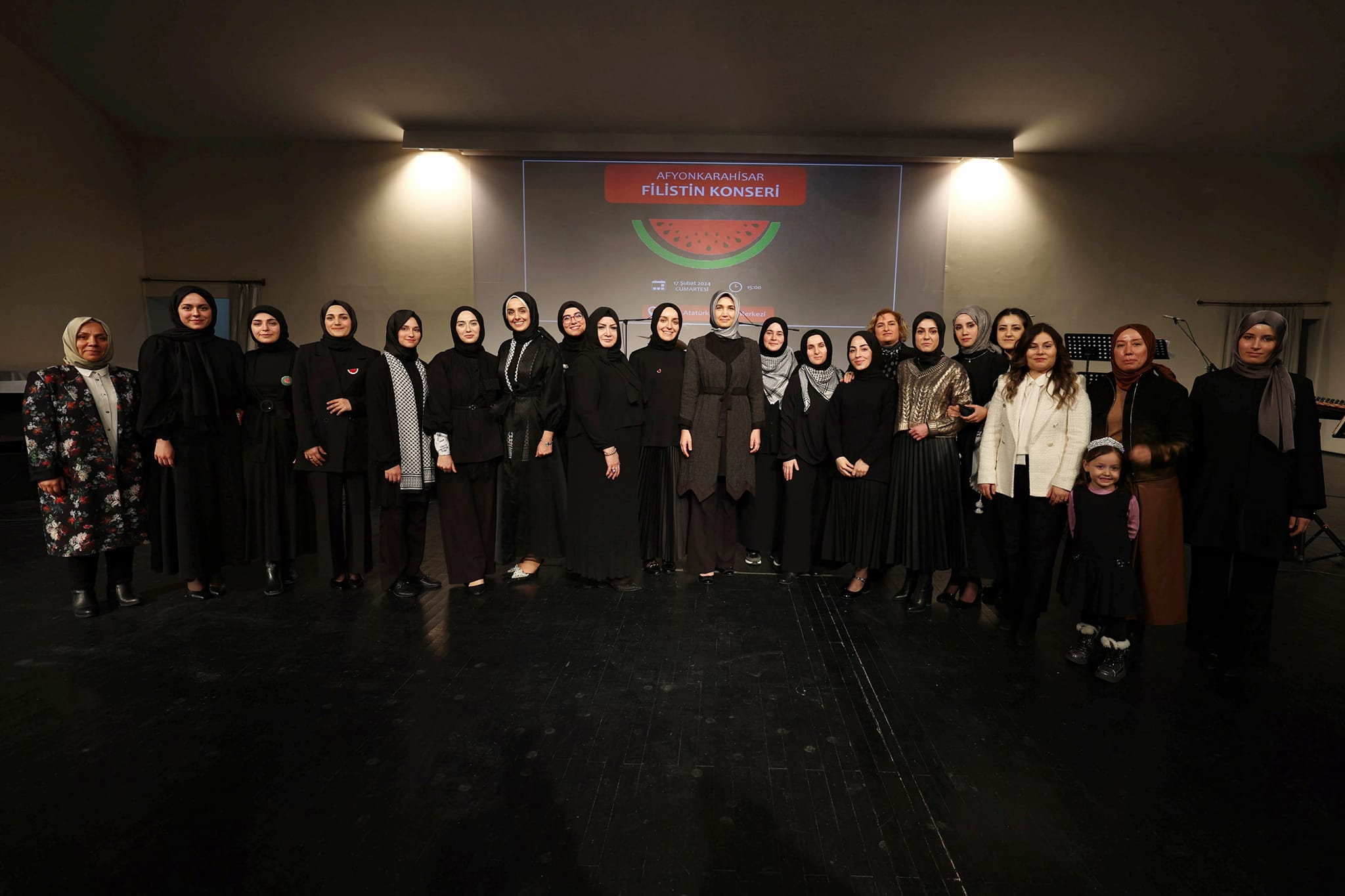 FİLİSTİN'E DESTEK KONSERİ VE KERMES AFYONKARAHİSAR'DA BÜYÜK İLGİ GÖRDÜ
