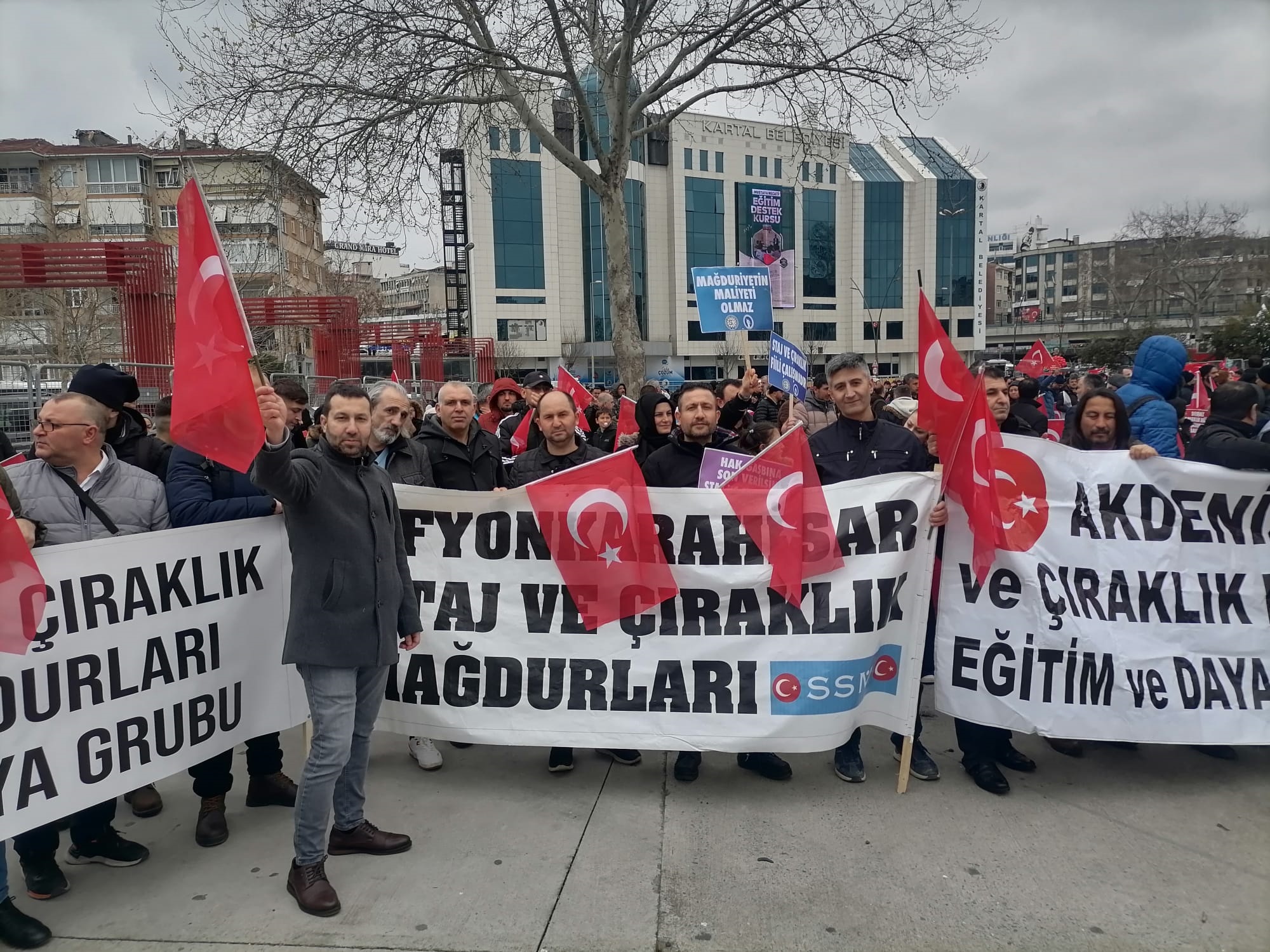 Staj ve Çıraklık Mağdurları İstanbul'da Bir Miting Daha Düzenledi...Afyon"dan Yine Binlerce Kişi Katıldı