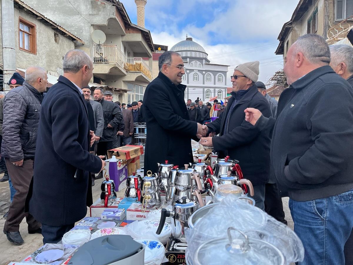 ARSLAN, DÜZAĞAÇ KASABASI PAZAR ESNAFINI ZİYARET ETTİ