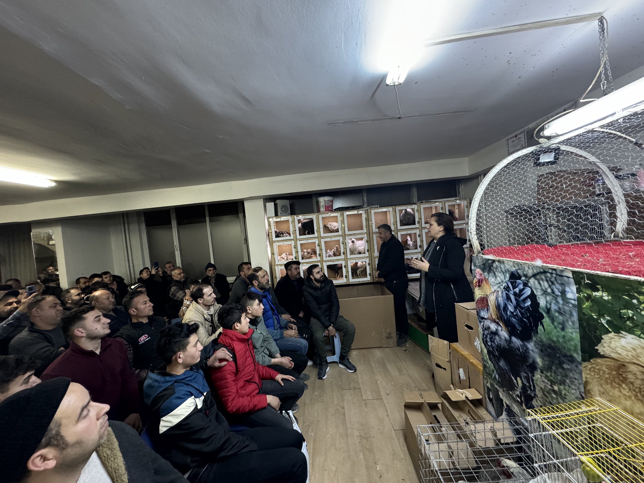 CHP'li Köksal Söz Verdi Daha Büyük Salon İnşa Edilecek