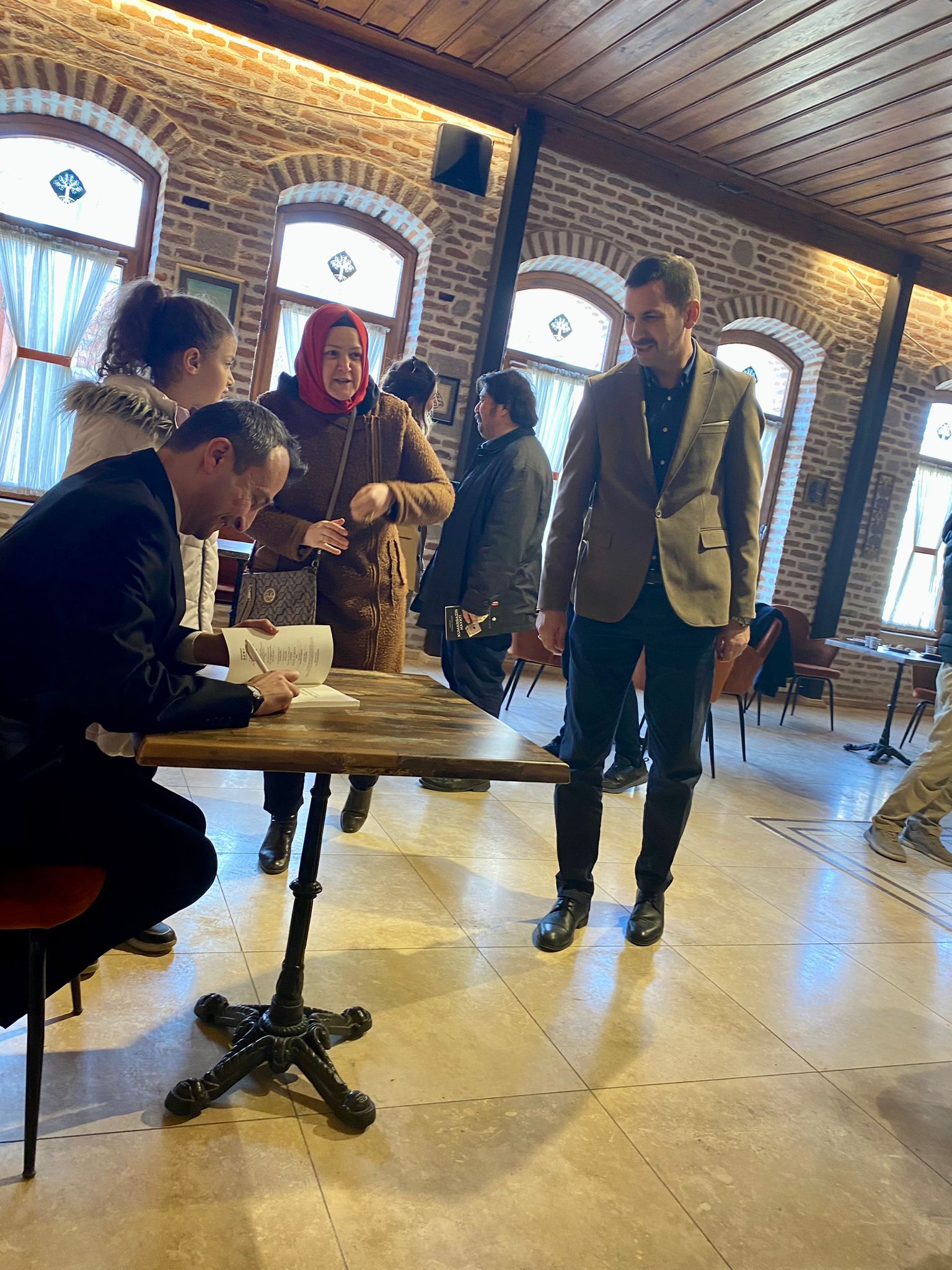 YAĞCI KASAPLAR ÇARŞISI'NIN RESTORASYON SÖZÜNÜ VERDİ