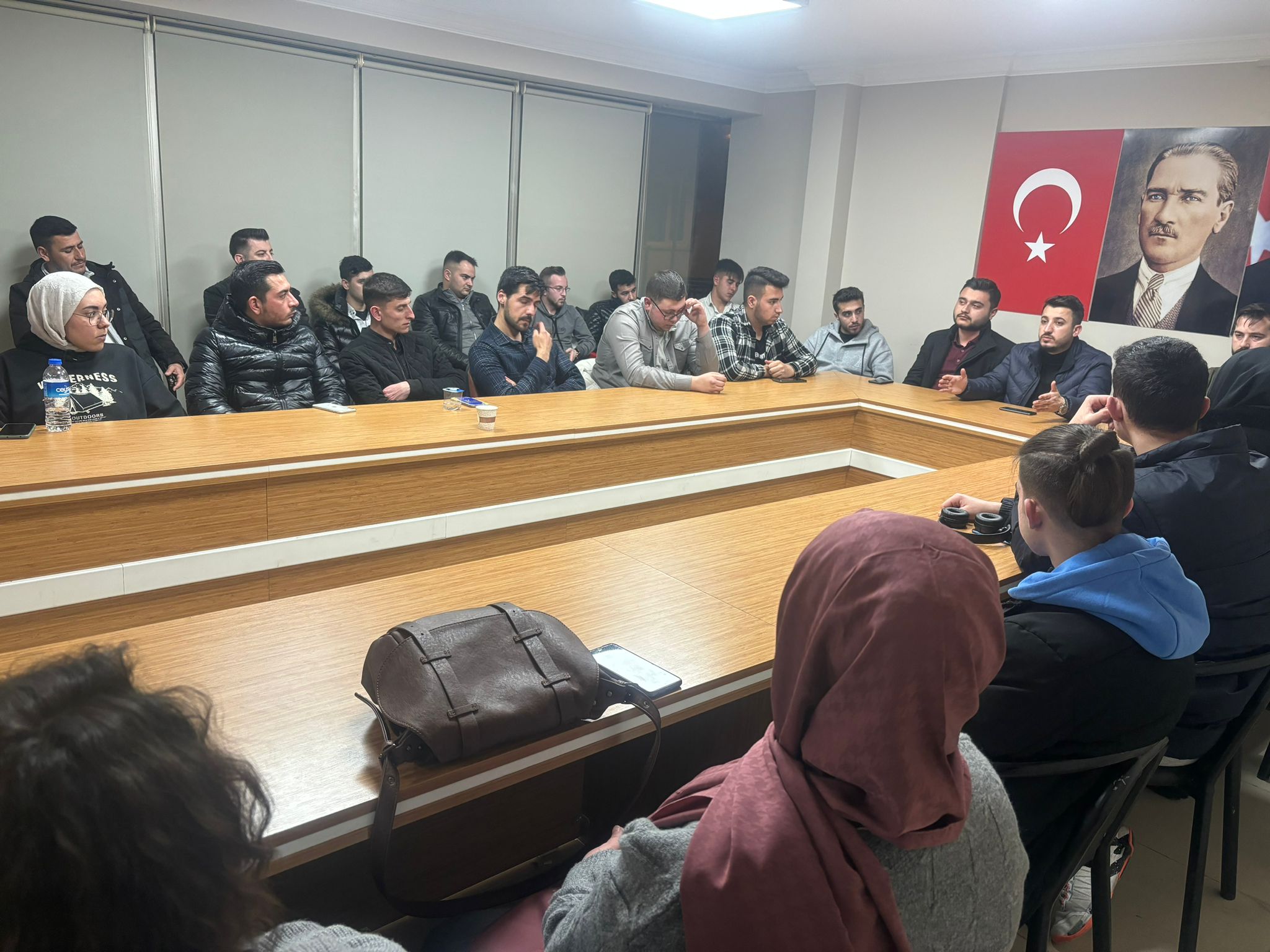 AK Partili Karahan'ın Gündeminde CHP'li Köksal Vardı
