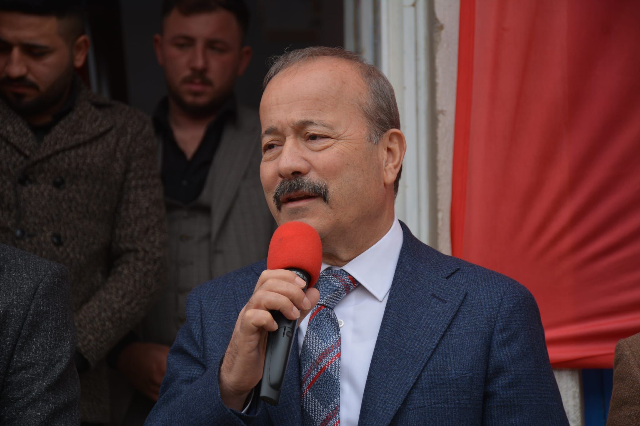 MHP'li Taytak'a İlçe ve Belde Ziyaretlerinde Yoğun İlgi