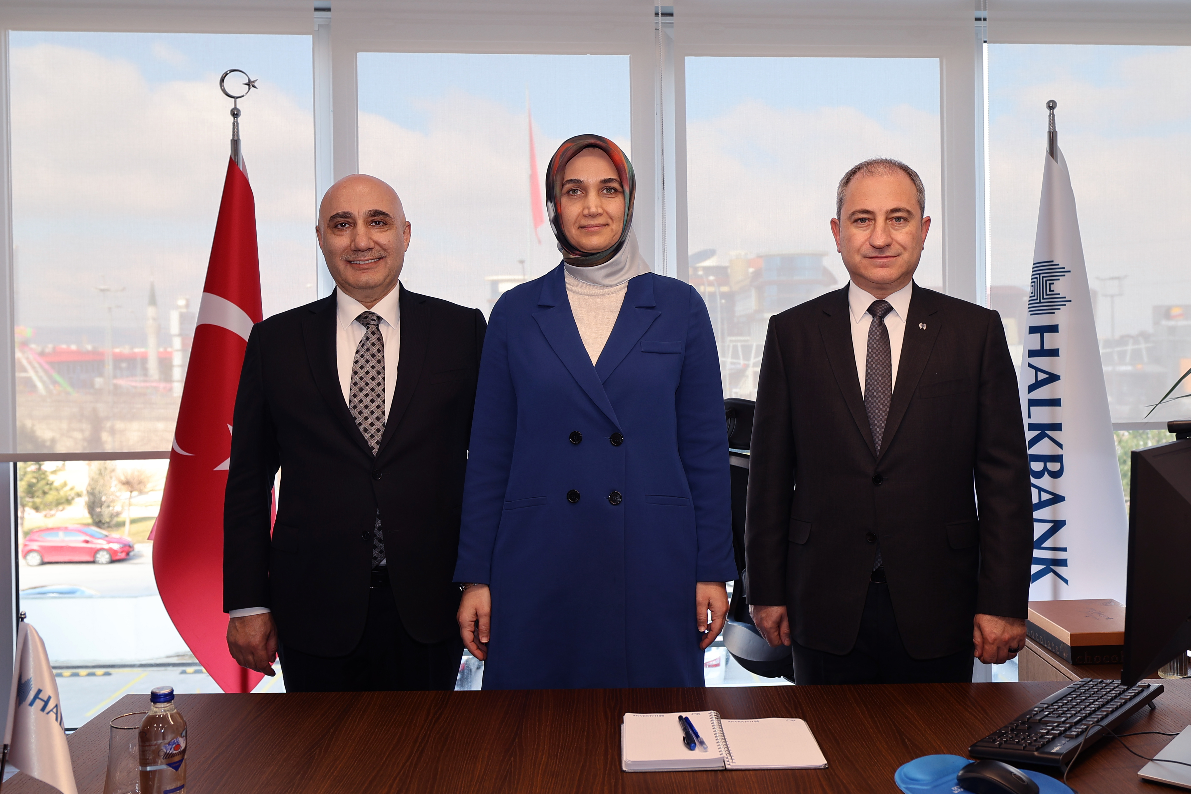 HALKBANK AFYONKARAHİSAR’DA BÖLGE KOORDİNATÖRLÜĞÜ KURDU