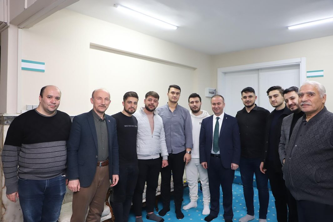 ULUÇAY KAVAS'I  YALNIZ BIRAKMADI