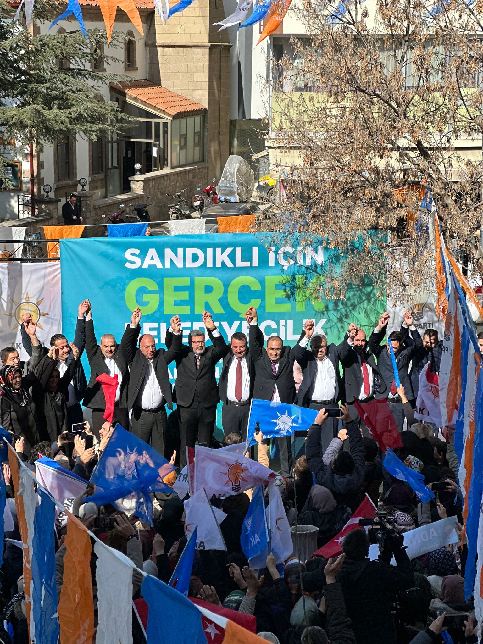 “31 MART’TA AK PARTİ BAYRAĞINI TEKRAR BELEDİYEYE DİKECEĞİZ”