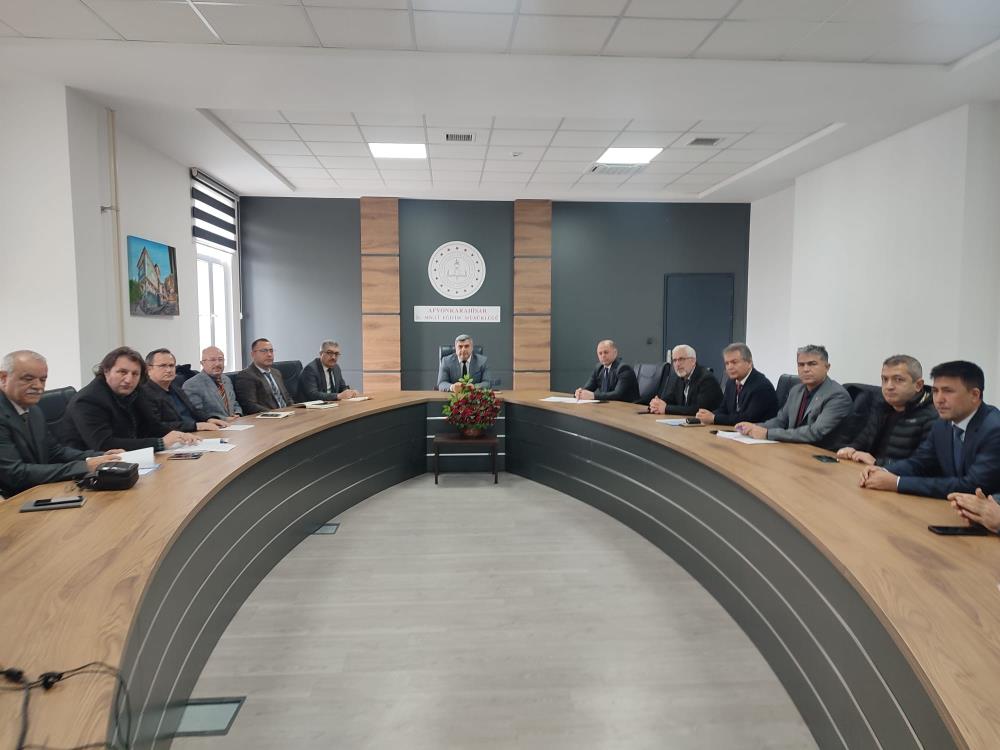 Sünnetci, Spor Salonu Olan Okul Müdürleri İle Görüştü
