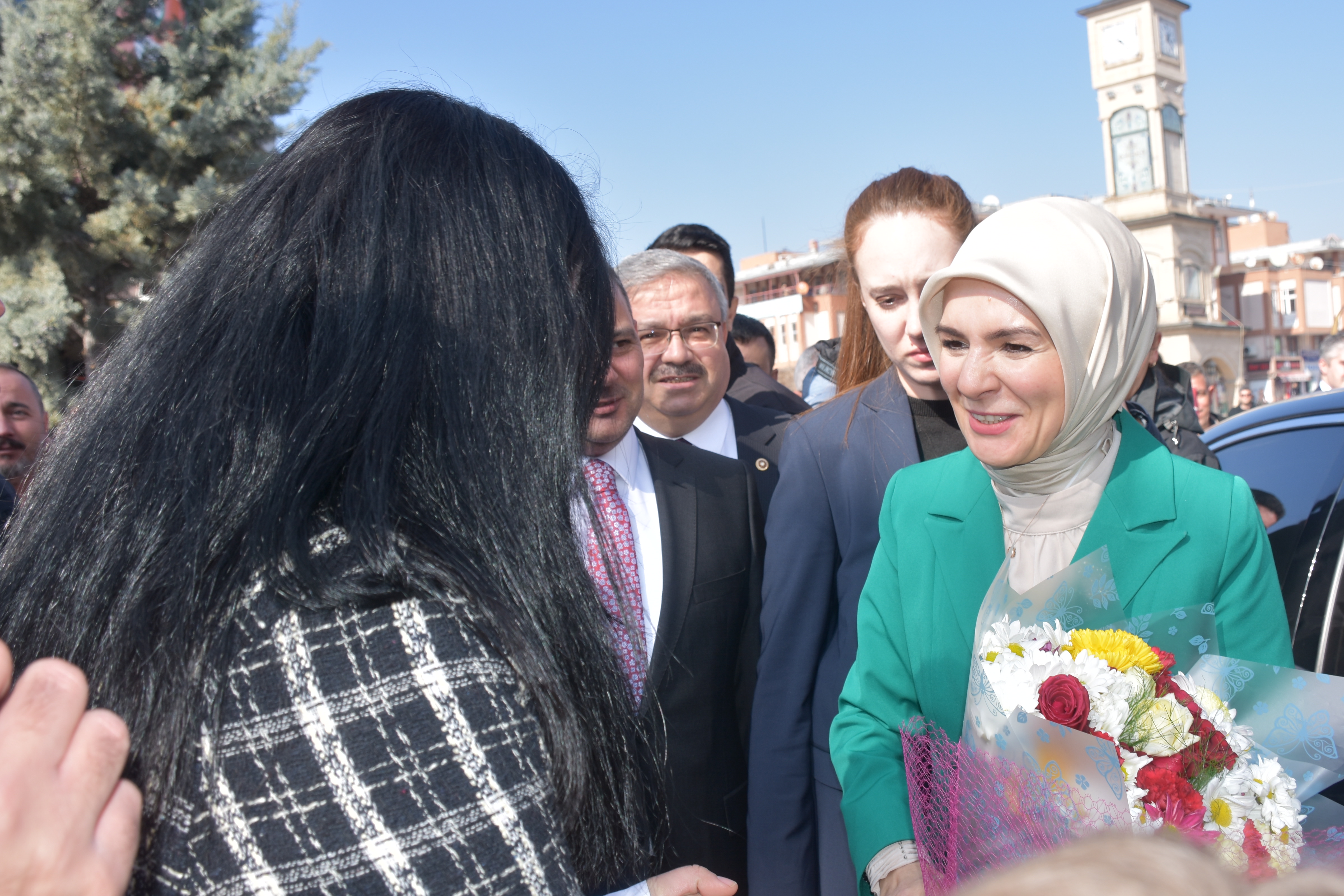Bakan Göktaş, Memleketi Emirdağ'da