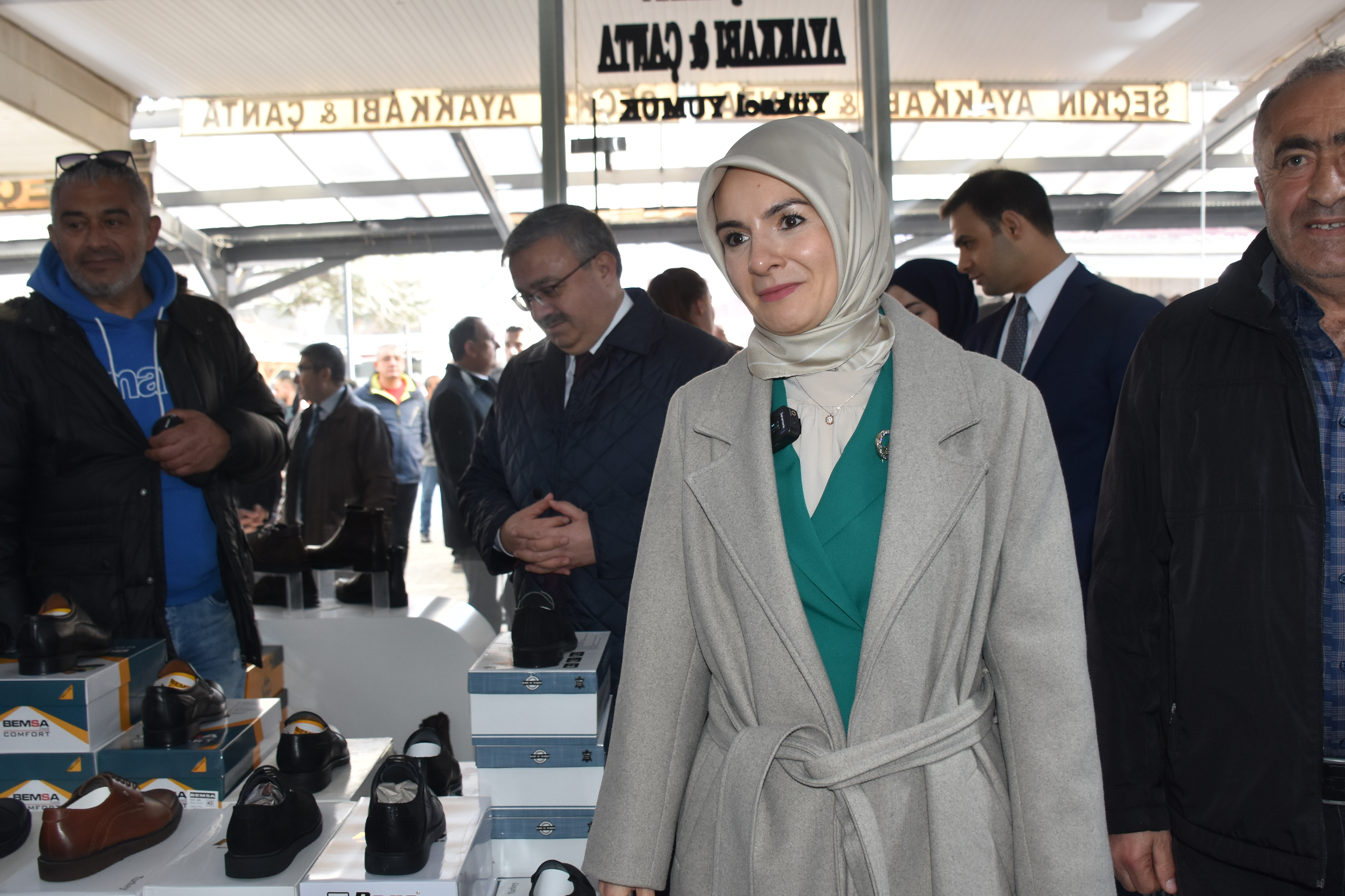Bakan Göktaş, Afyon'da Esnaf Ziyaretinde Bulundu