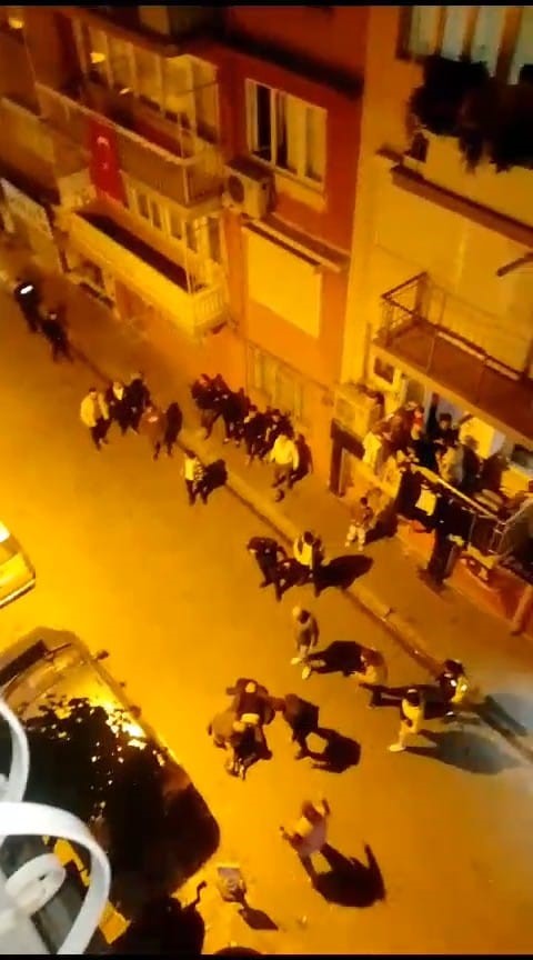 Balkondan Düşen Adam Hayatını Kaybetti