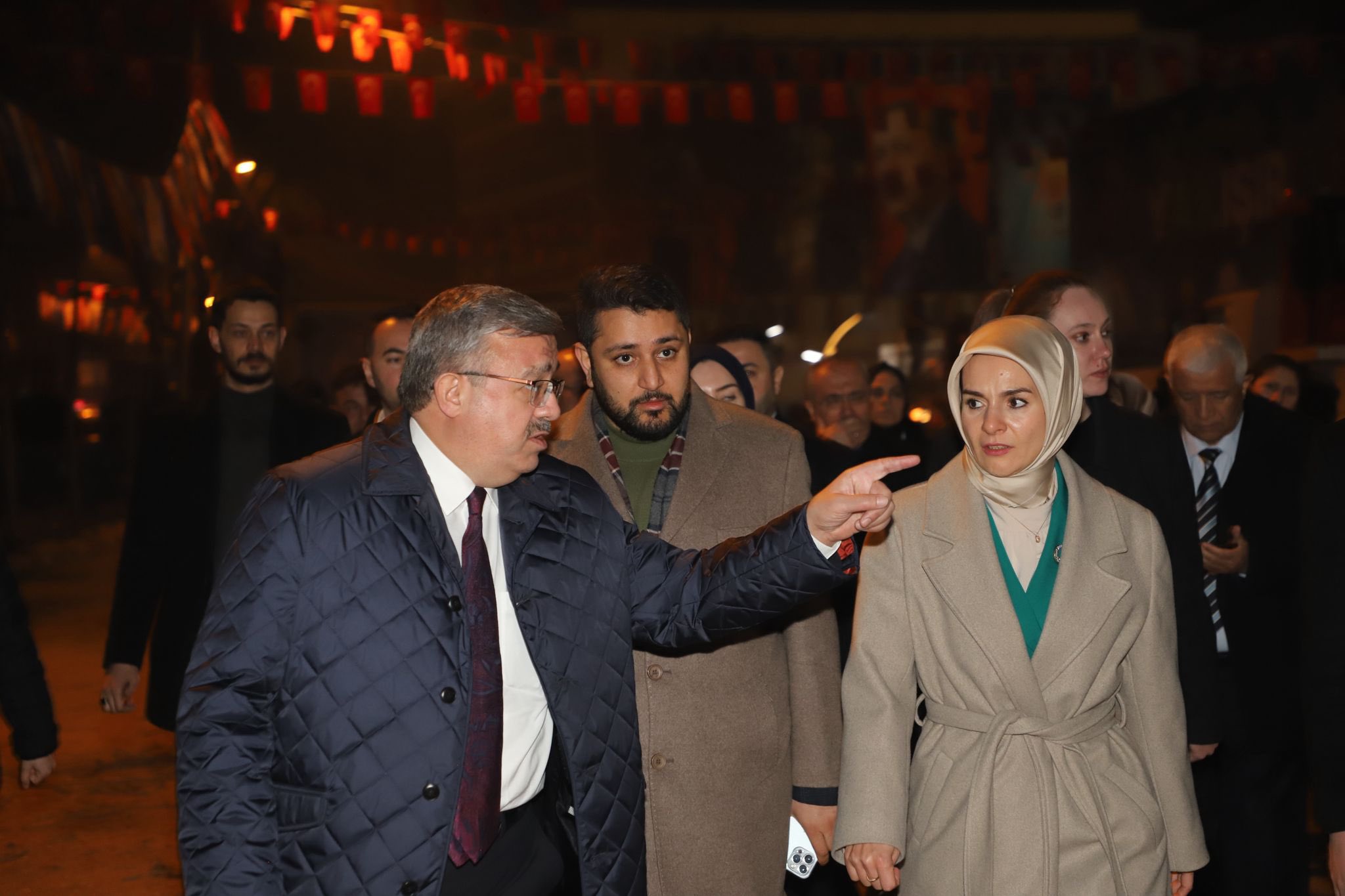 AK Partili Yurdunuseven Miting Alanında İncelemelerde Bulundu