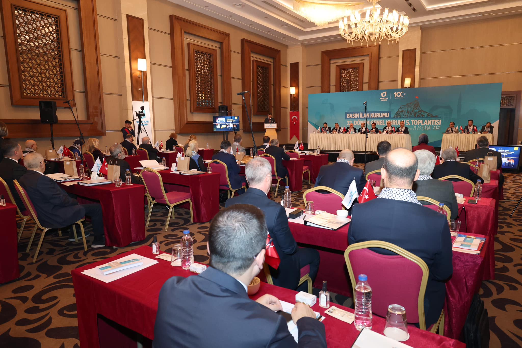 Vali Doç. Dr. Kübra Güran Yiğitbaşı, Basın İlan Kurumu Genel Kurulu'na katıldı