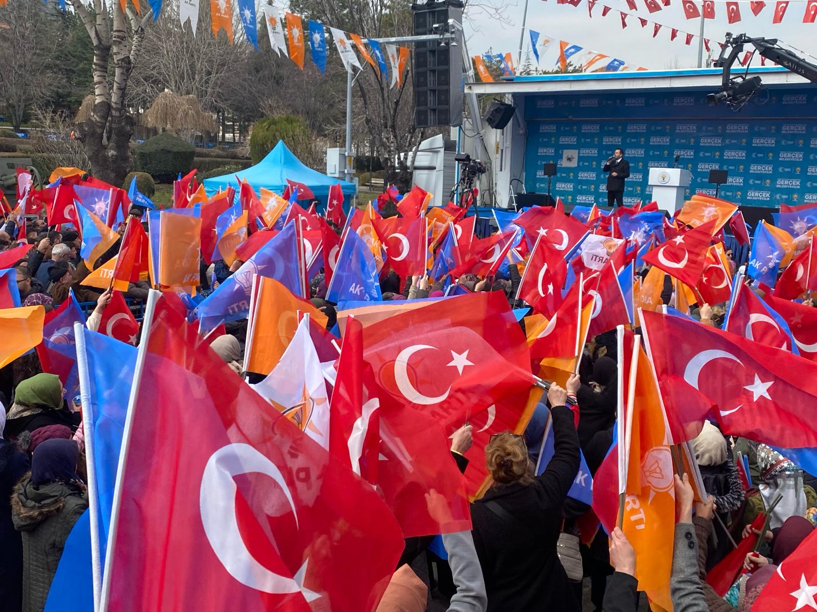 Ak Parti Kadın Kolları Üyeleri: “31 Mart’ta Kazanan Afyonkarahisar Olacak”