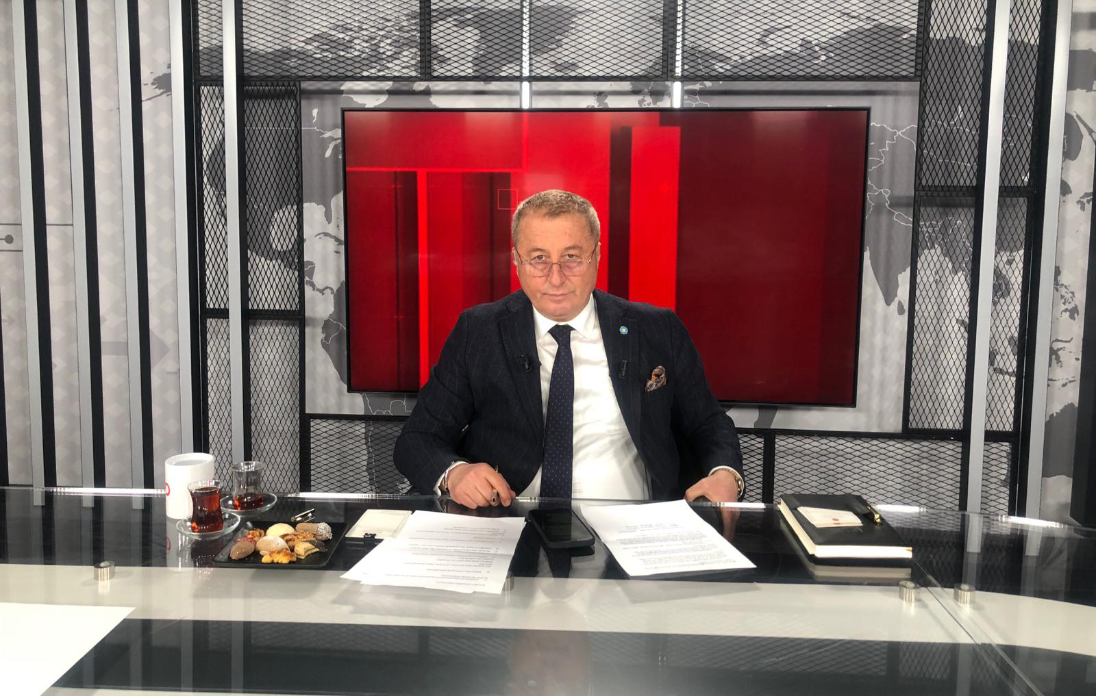 OLGUN "BİZİM ADAYLARIMIZIN CHP ADAYLARINDAN BİR EKSİĞİ Mİ VAR?”
