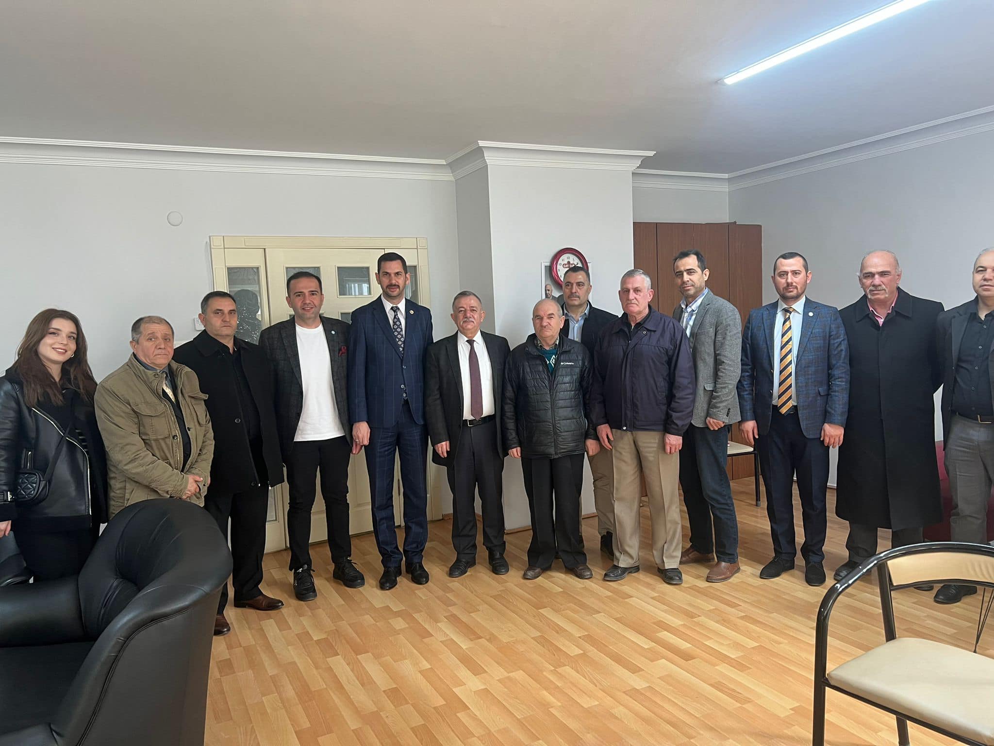 İYİ Partili Yağcı Oda Ziyaretlerini Sürdürüyor