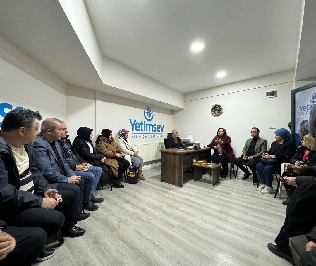 CHP'li Köksal'ın Gündemi Çocukların Mutluluğu Oldu