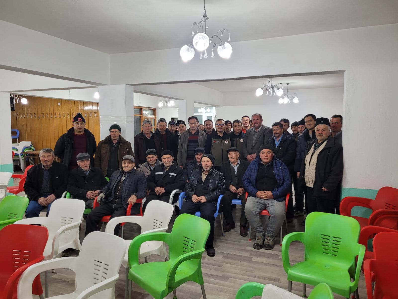 Sinanpaşa’da Gece Eğitimleri