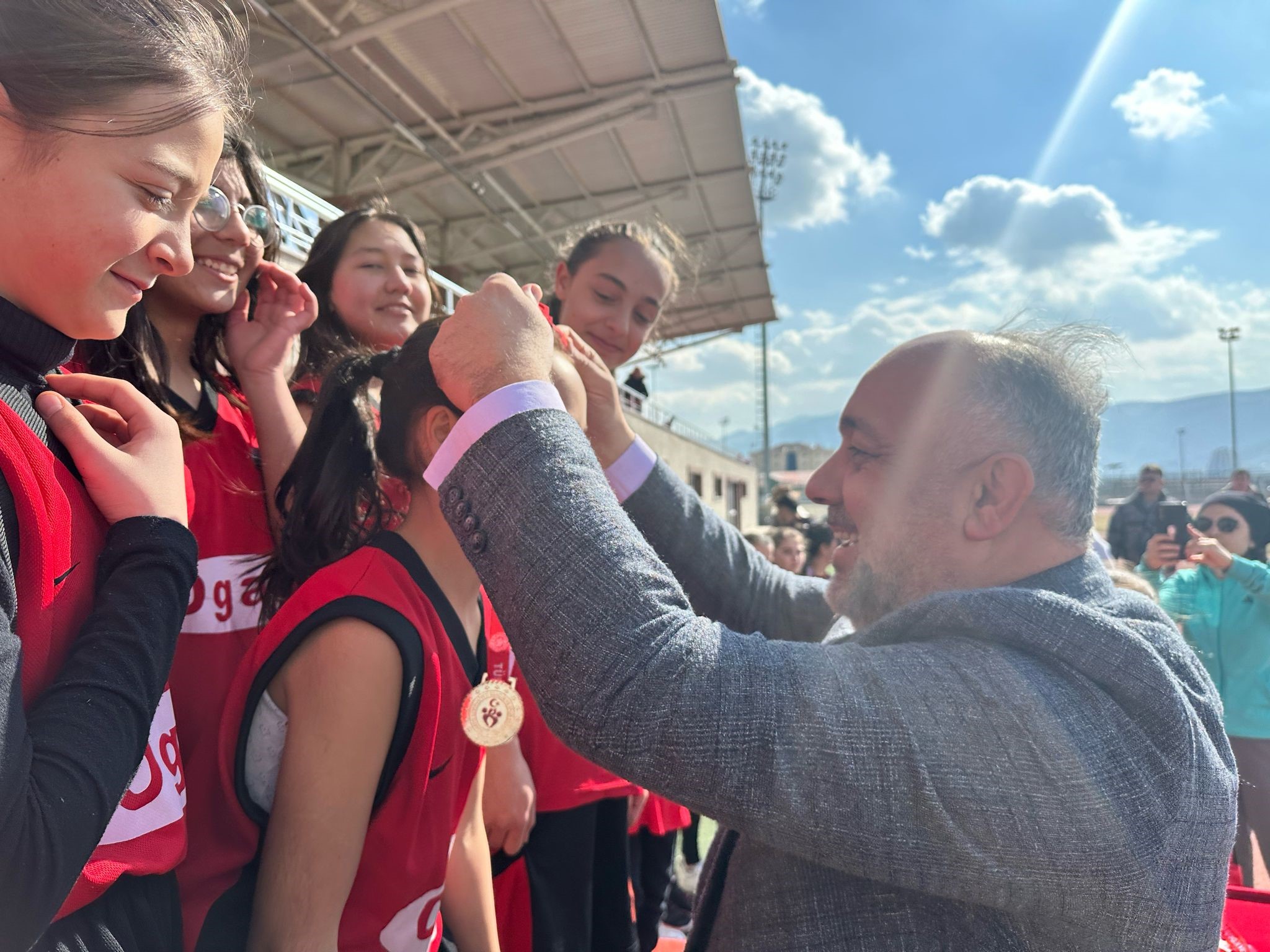 Büyük Mücadelelere Sahne Olan Atletizm Müsabakaları Tamamlandı