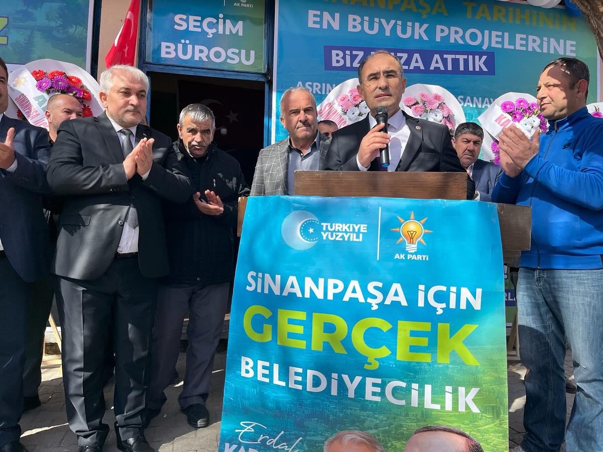 AK Partili Arslan Sinanpaşa'da Açılışa Katıldı