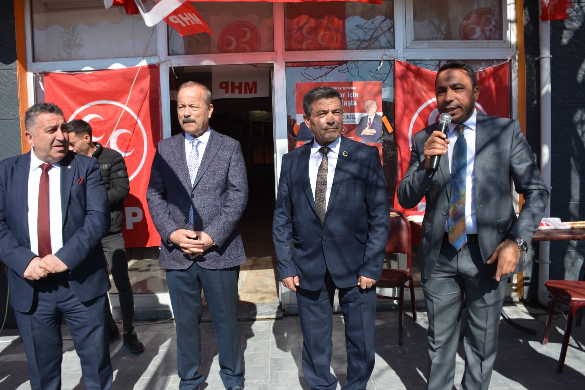TAYTAK, "YARINLARA İNANIYORUZ, ÇÜNKÜ BAŞKANLARIMIZA GÜVENİYORUZ"