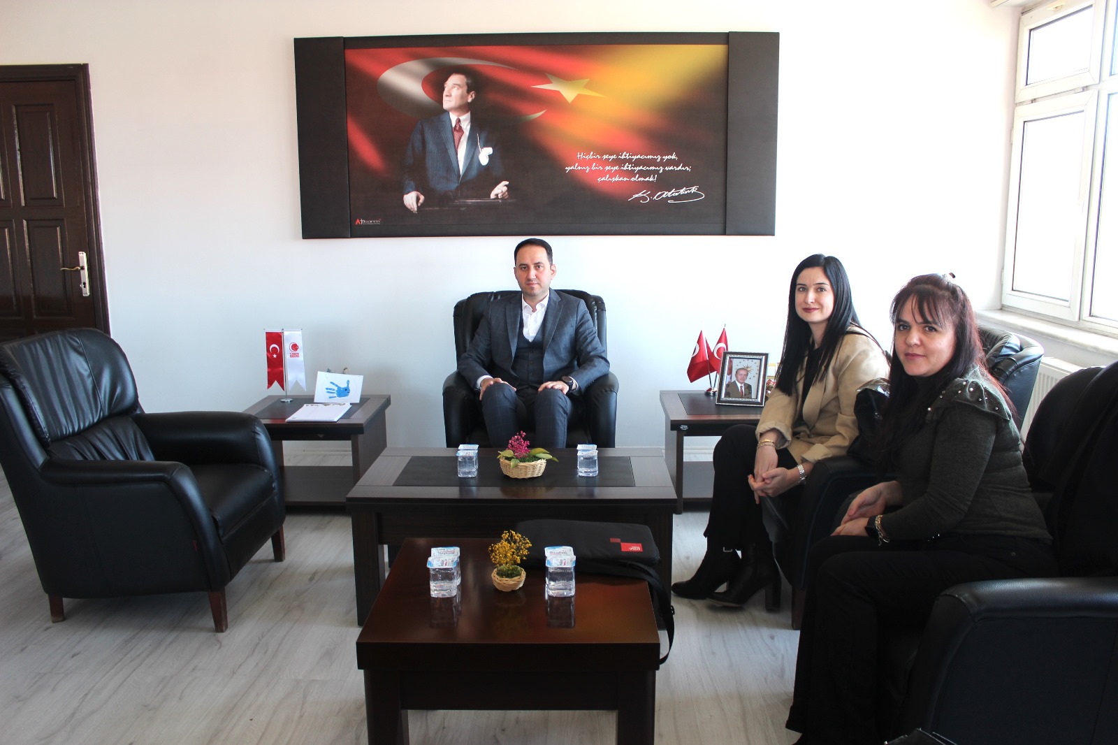 Bolvadin Kaymakamına Ziyaretler Sürüyor