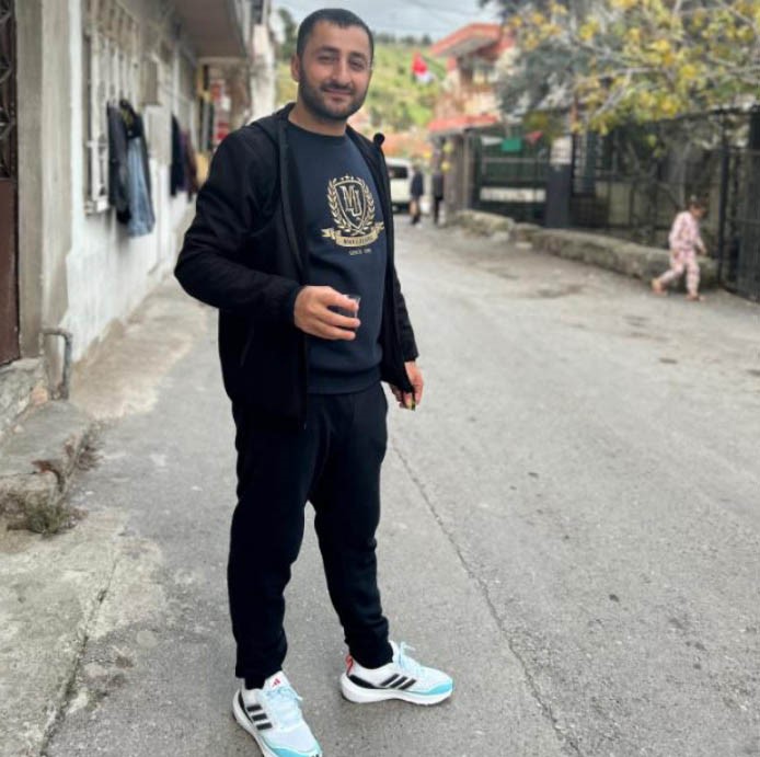 Sırtından 4 Kurşunla Vurulan Adam Hayatını Kaybetti