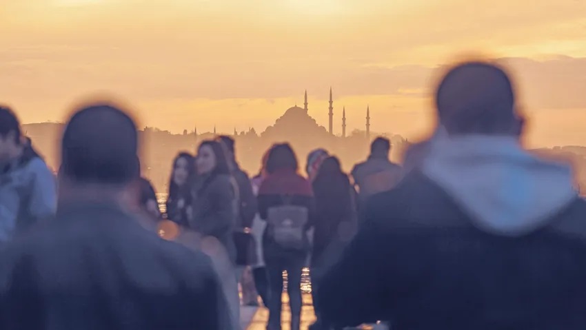 Gençler prestiji yüksek maaşa tercih ediyor