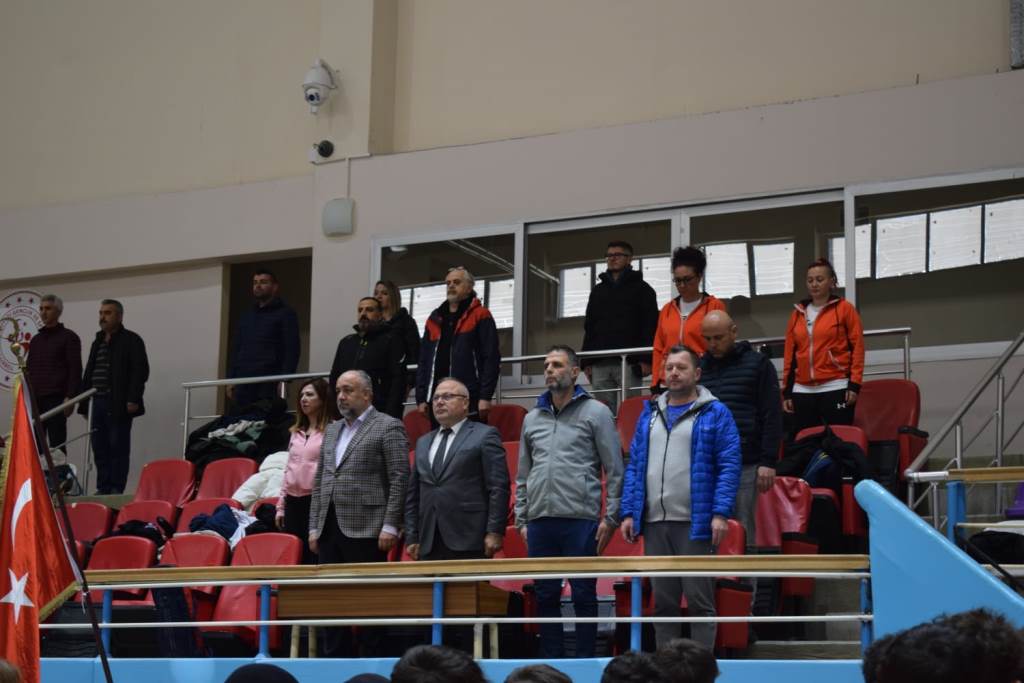 AFYON'DA BADMİNTON HEYECANI BAŞLADI
