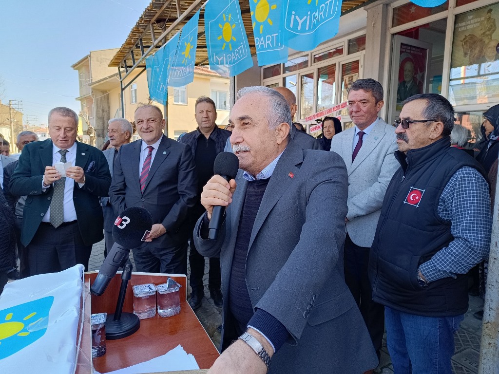 "ADAYLARIMIZIN VERDİĞİ HER SÖZÜN ARKASINDAYIM"
