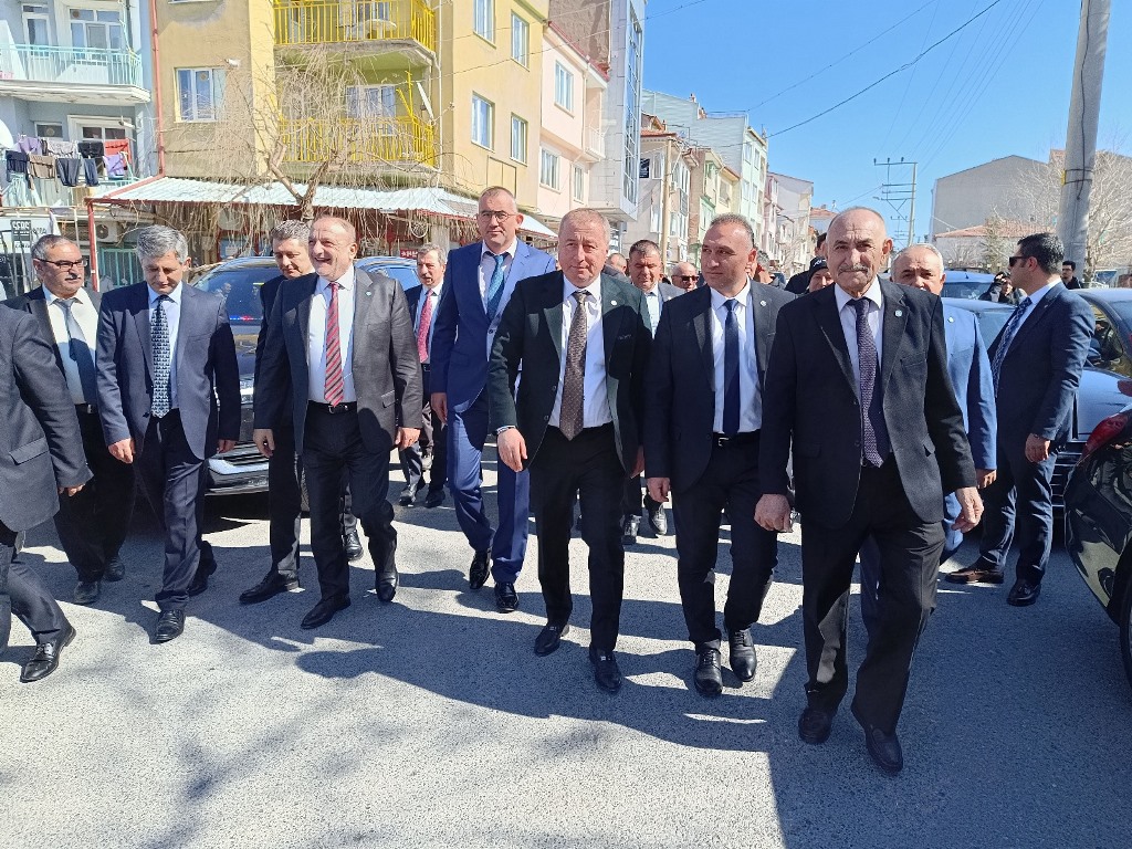 "ADAYLARIMIZIN VERDİĞİ HER SÖZÜN ARKASINDAYIM"