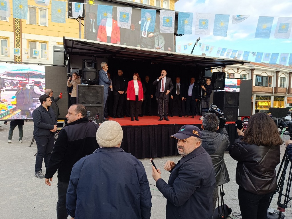 "ADAYLARIMIZIN VERDİĞİ HER SÖZÜN ARKASINDAYIM"