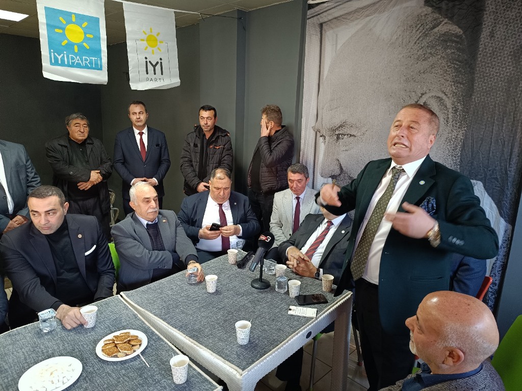 "ADAYLARIMIZIN VERDİĞİ HER SÖZÜN ARKASINDAYIM"