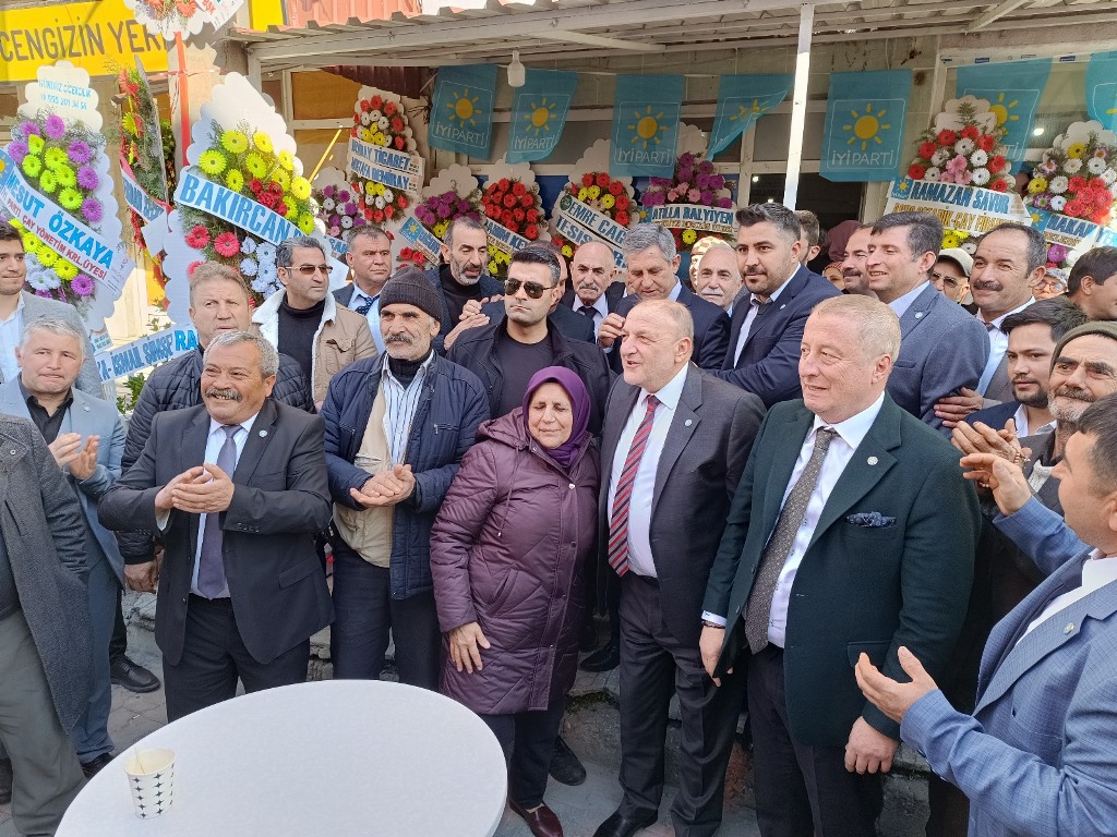 "ADAYLARIMIZIN VERDİĞİ HER SÖZÜN ARKASINDAYIM"